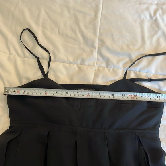 Club Monaco Black Babydoll Silk Spaghetti Strap
Empire Waist Bubble
Size 0 - Picture 9 of 14